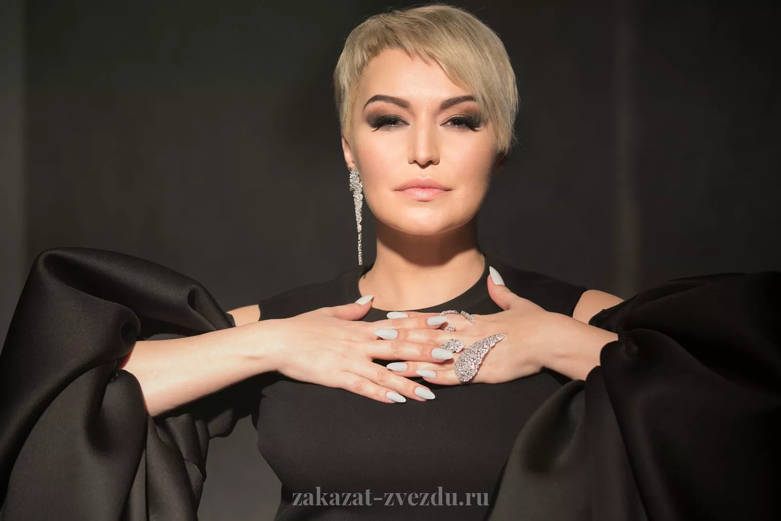 Катя Лель — певица, выступление на корпоративе
