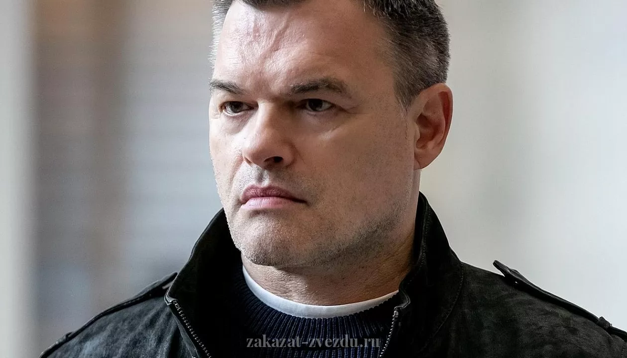 Евгений Дятлов — исполнитель, выступление на корпоративе