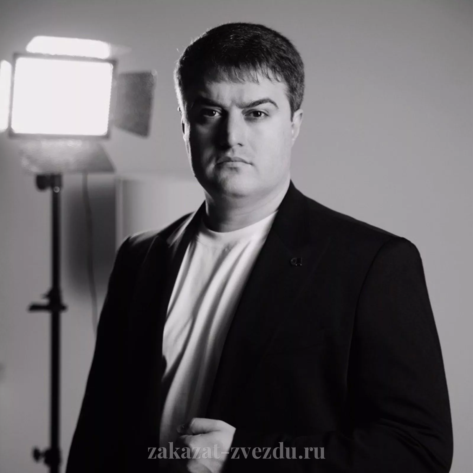 Айдамир Мугу — певец, выступление на корпоративе